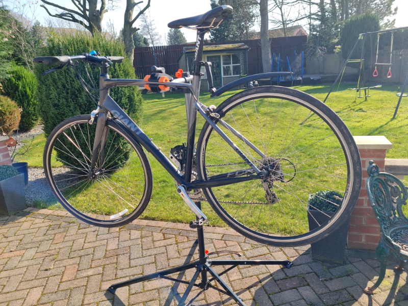 Giant FCR3 Hybrid Bike with carbon 